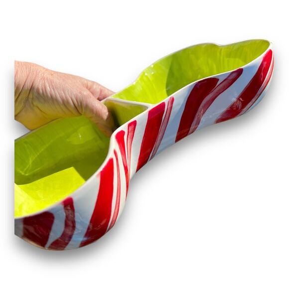 Dog Food & Water Bowl in a Dog Bone Shape with Peppermint Design - Picture 3 of 10